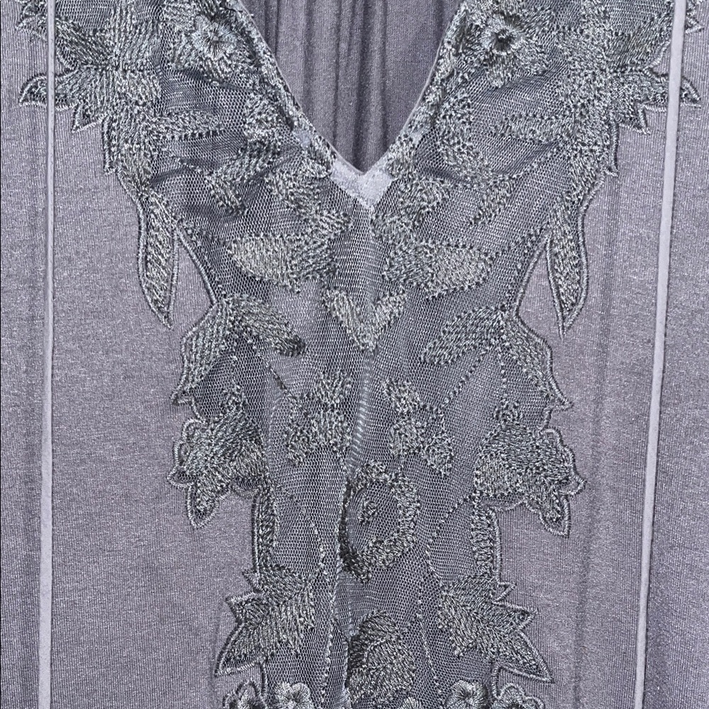 GIMMICKS by BKE Viscose Blend Charcoal Lace-Accent Long Sleeve Blouse Size Small - Picture 7 of 12